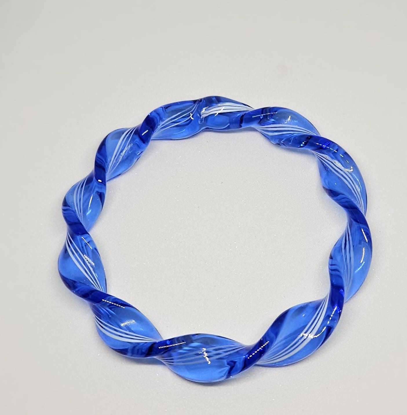 NY Lifestyles Twisted Design Crystal Glass Bangle – Handmade, Colorful Bohemian Glass Jewelry for Women, Lightweight & Unique, Fashionable Ethnic Bracelet (Blue)